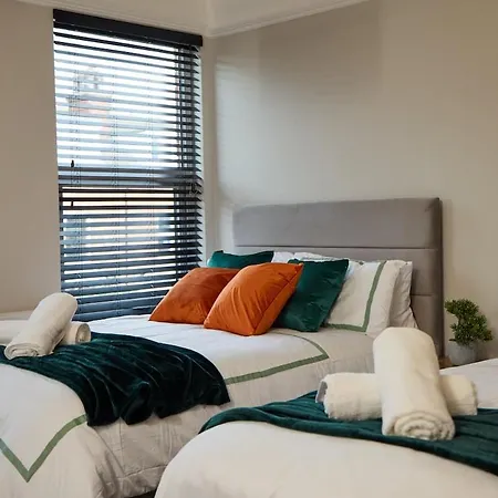 بيت للعطل Perfect For Groups, Contractors And Corporate Workers